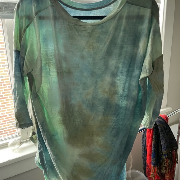 Miscellaneous sweaters and coats - Picture 3 of 10